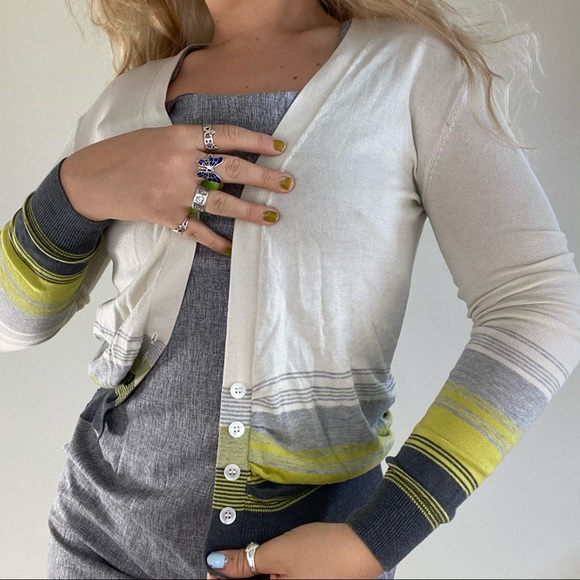 Lime white & grey cropped button up by BCBGmax - Picture 6 of 6